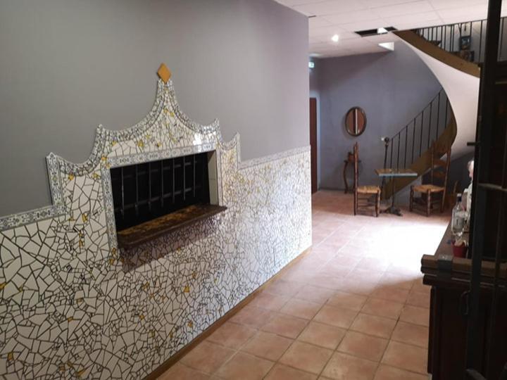 El Castell Embruixat Hotel Saint-Hippolyte  Luaran gambar